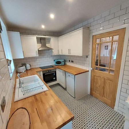 Lovely 1 Bed House In Largs, North Ayrshire 외부 사진