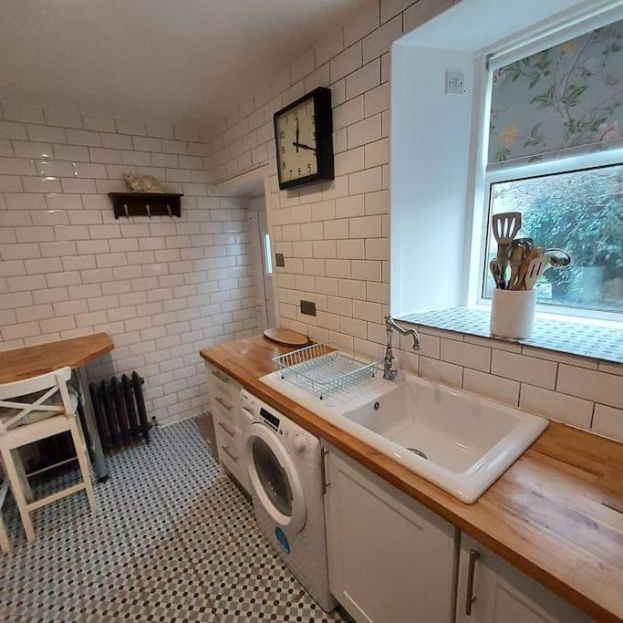 Lovely 1 Bed House In Largs, North Ayrshire 외부 사진